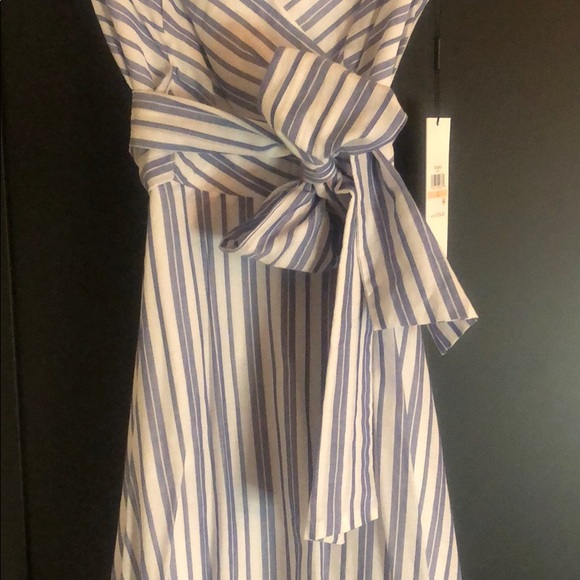 🎉🔥 HP!! NWT! Calvin Klein striped cotton dress size 2 - Picture 4 of 9